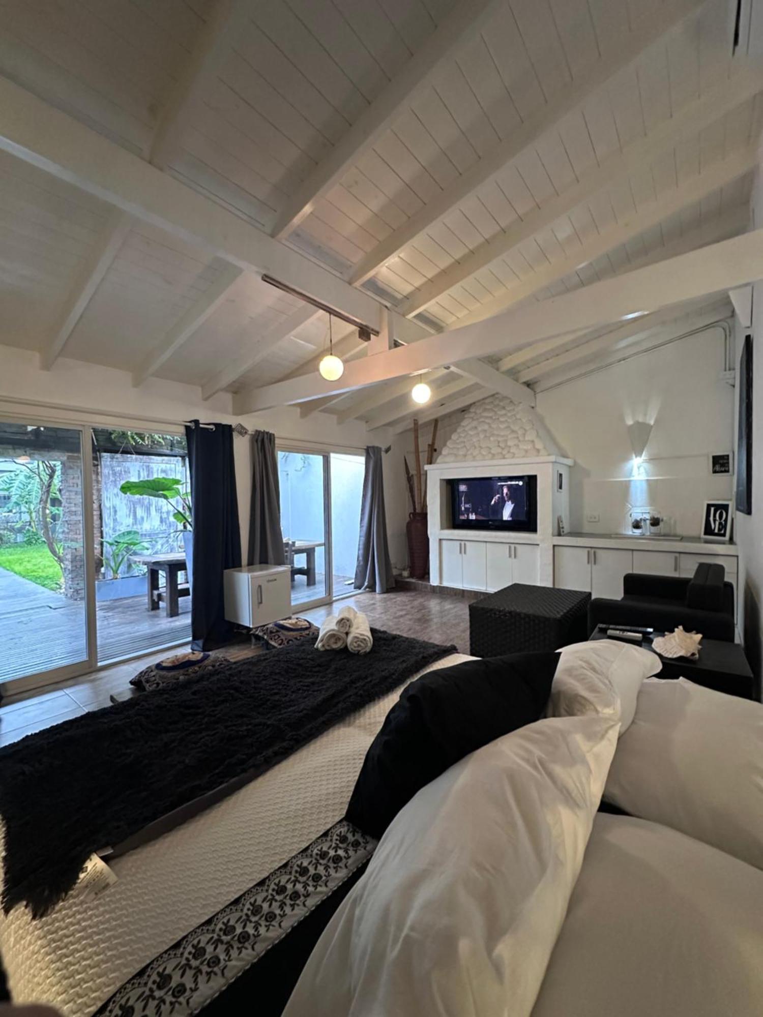 Cool Clima Bed and Breakfast Olivos Εξωτερικό φωτογραφία